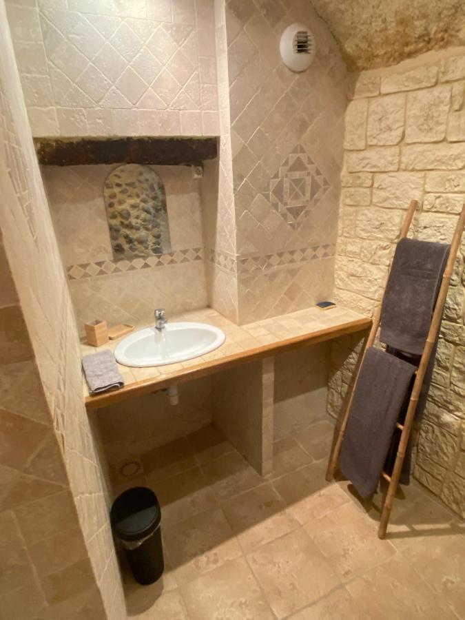 Отель La Fontaine De Vinsobres Экстерьер фото