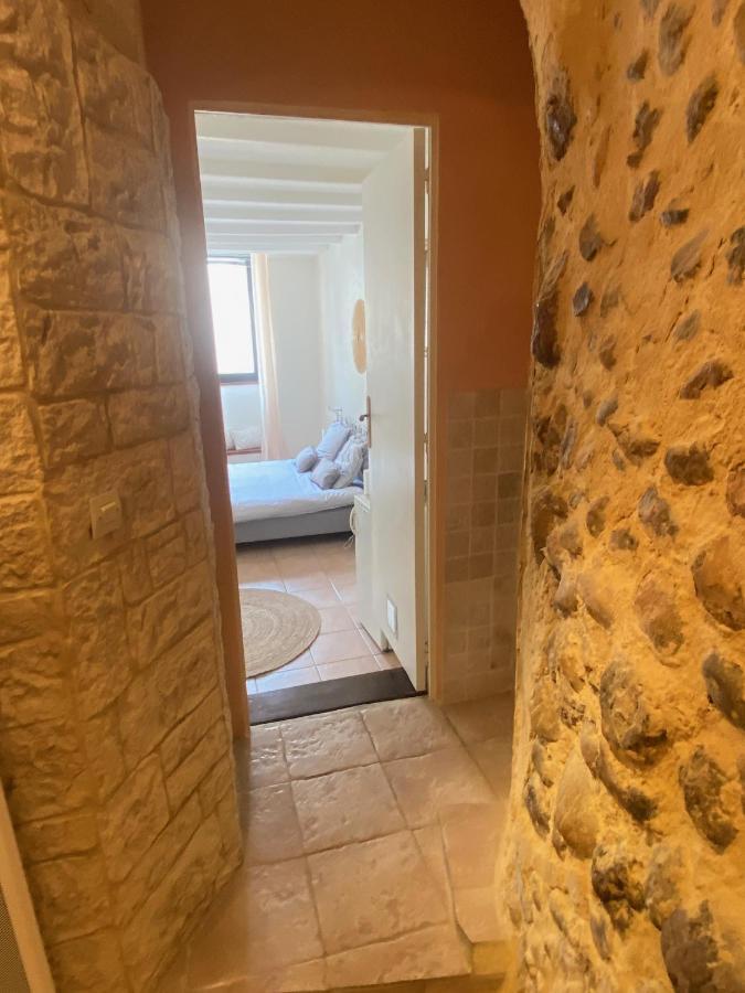 Отель La Fontaine De Vinsobres Экстерьер фото